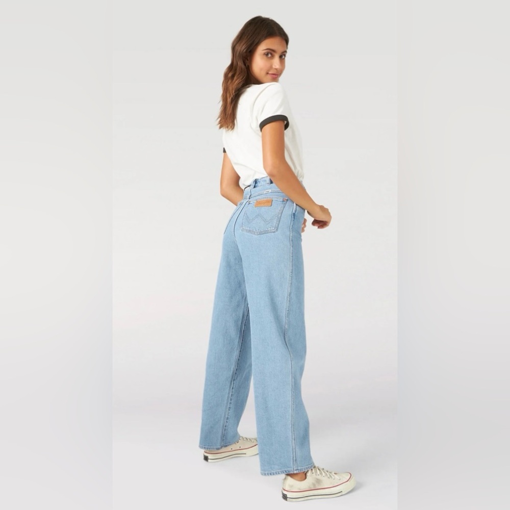 NWT NEW Wrangler Barrel 652 High Rise Blue Denim Jeans Womens Size 33 Casual - Picture 4 of 13